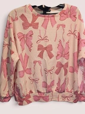 Bow Print Crewneck Sweater in Pink & Cream Size Small